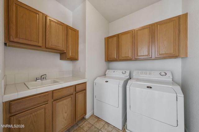 1154 Harbour Cove Court, Sparks, NV 89434