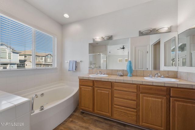 1154 Harbour Cove Court, Sparks, NV 89434