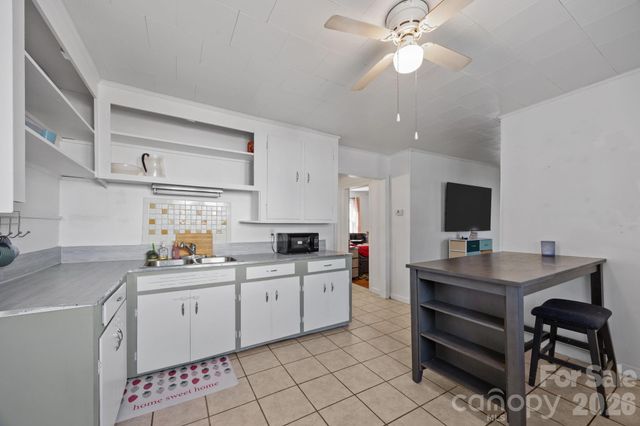 264 Church Street, Marion, NC 28752