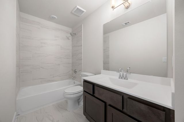 404 Sheepdog DR, Liberty Hill, TX 78642