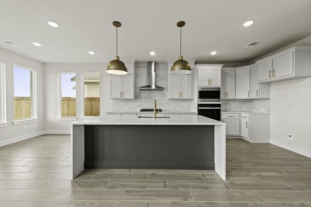 404 Sheepdog DR, Liberty Hill, TX 78642