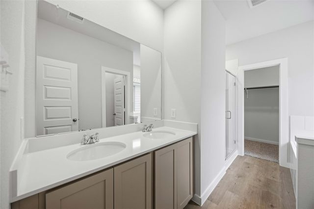 1063 Indian Paint Drive, Bellville, TX 77418