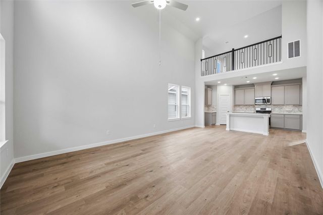 1063 Indian Paint Drive, Bellville, TX 77418