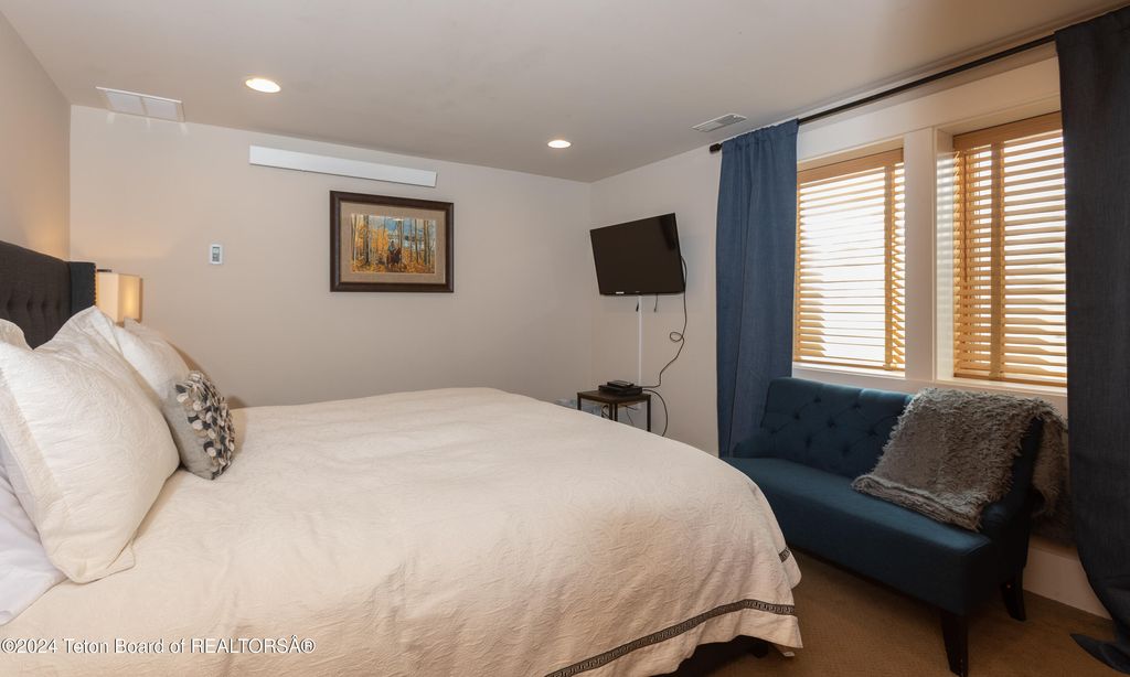 3470 W MCCOLLISTER Drive, Teton Village, WY 83025 photo 35