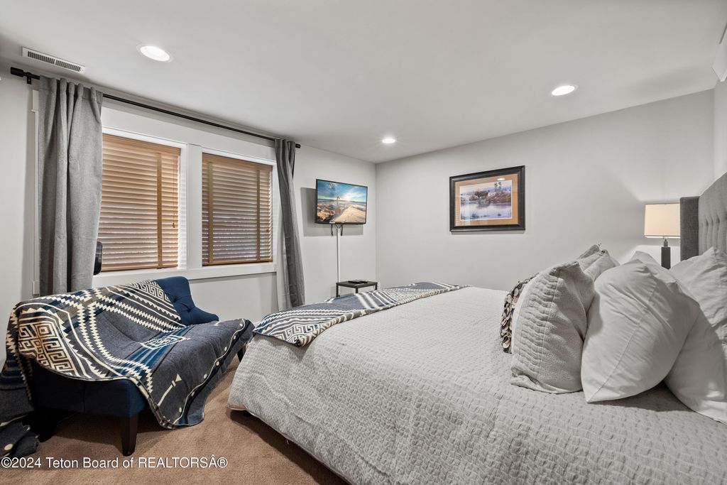 3470 W MCCOLLISTER Drive, Teton Village, WY 83025 photo 43