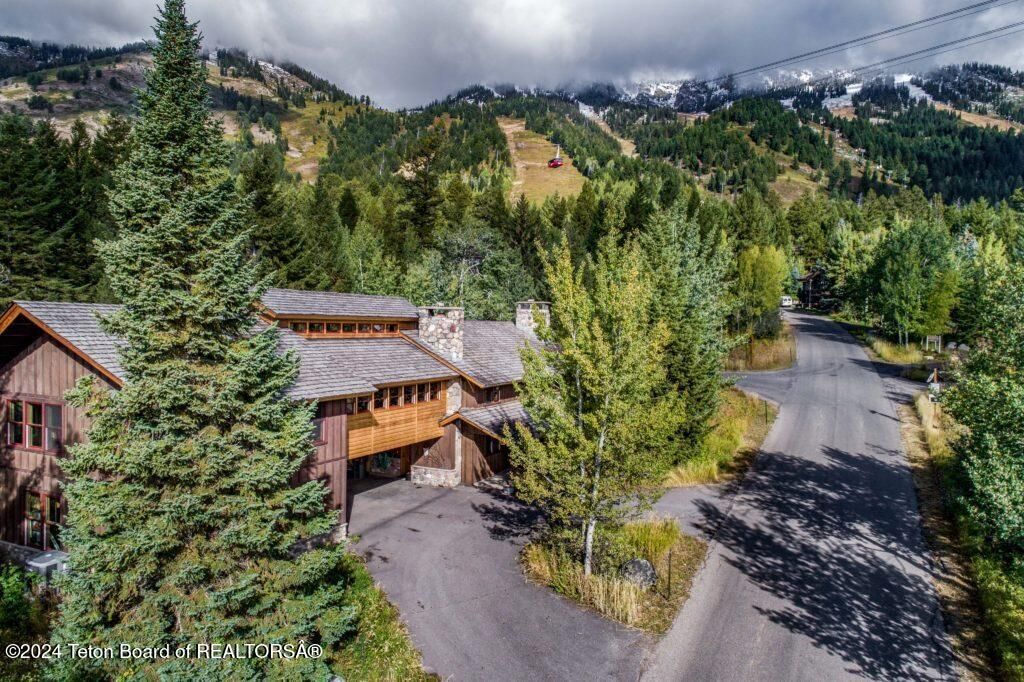 3470 W MCCOLLISTER Drive, Teton Village, WY 83025 photo 64