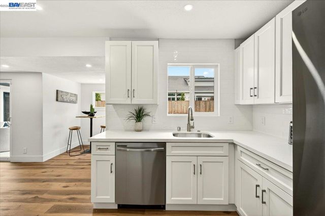 1850 Gilardy Dr, Concord, CA 94518