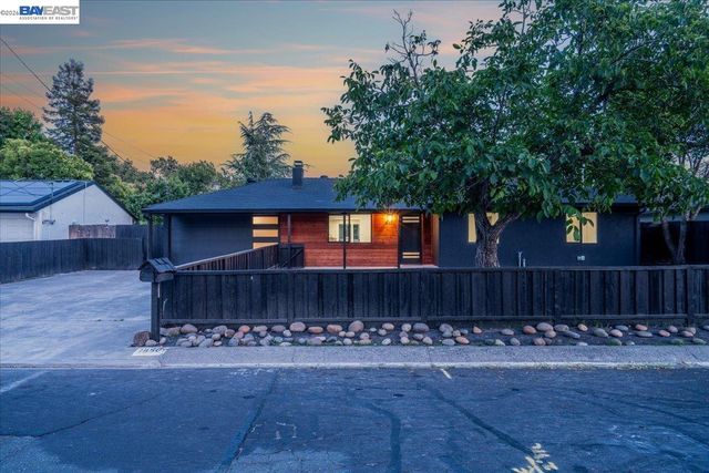 1850 Gilardy Dr, Concord, CA 94518