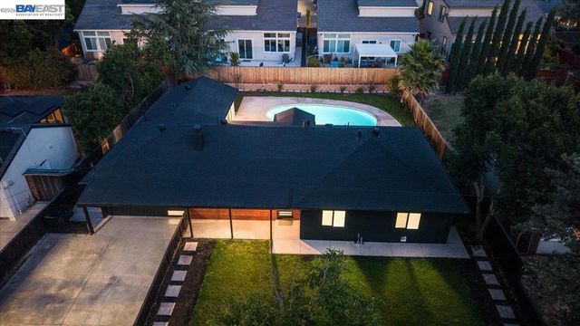 1850 Gilardy Dr, Concord, CA 94518