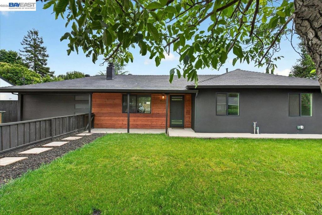 1850 Gilardy Dr, Concord, CA 94518