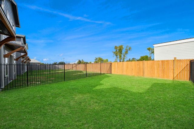 6320 Milwee Street A, Houston, TX 77092