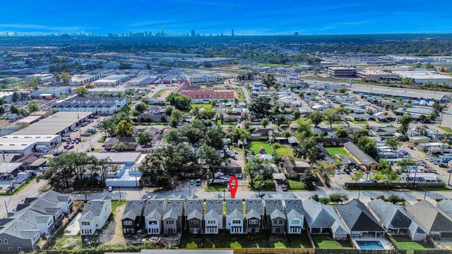 6320 Milwee Street A, Houston, TX 77092