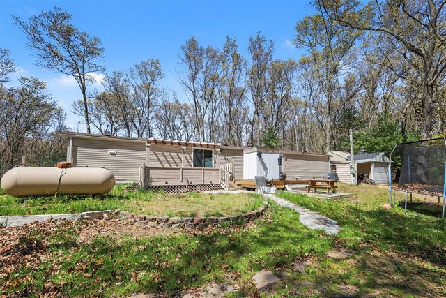 1005 Sharps Road, Pullman, MI 49450