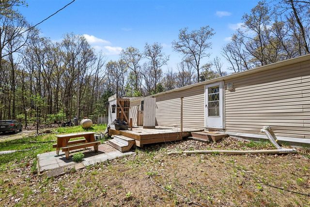 1005 Sharps Road, Pullman, MI 49450