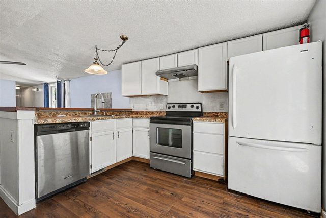 1005 Sharps Road, Pullman, MI 49450