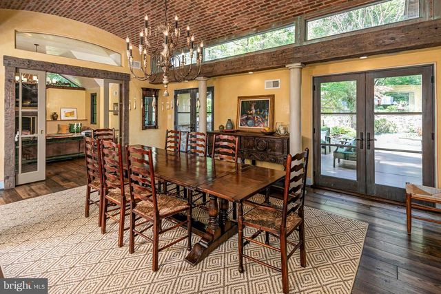 210 LAMBERT DR, Princeton, NJ 08540