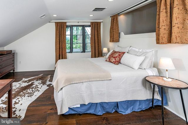 210 LAMBERT DR, Princeton, NJ 08540