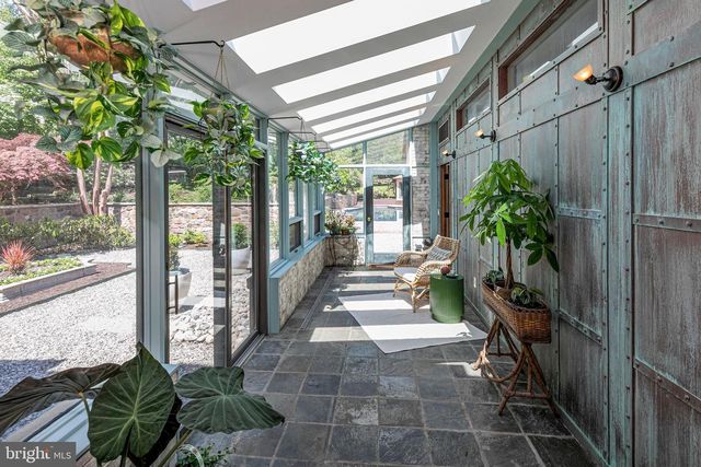 210 LAMBERT DR, Princeton, NJ 08540