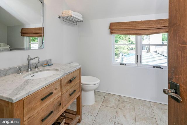 210 LAMBERT DR, Princeton, NJ 08540