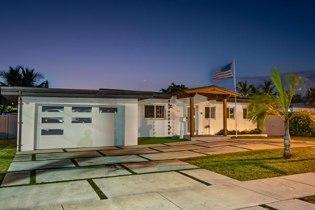 1875 Keystone Boulevard, North Miami, FL 33181