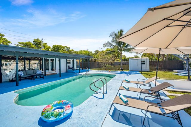 1875 Keystone Boulevard, North Miami, FL 33181