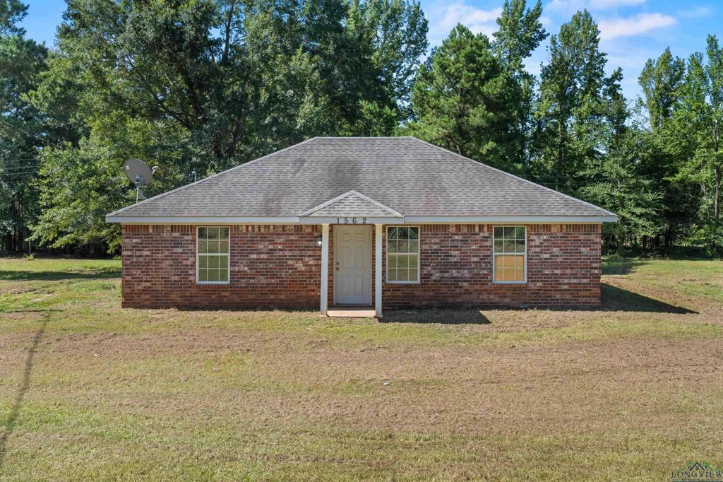 1562 Duncan Road, White Oak, TX 75693