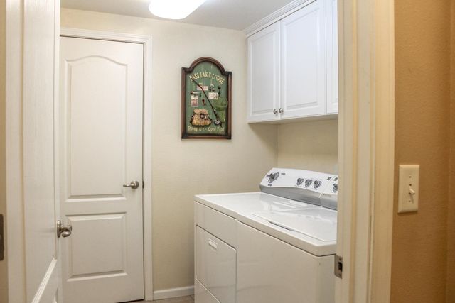 40513 Road 222, Bass Lake, CA 93604