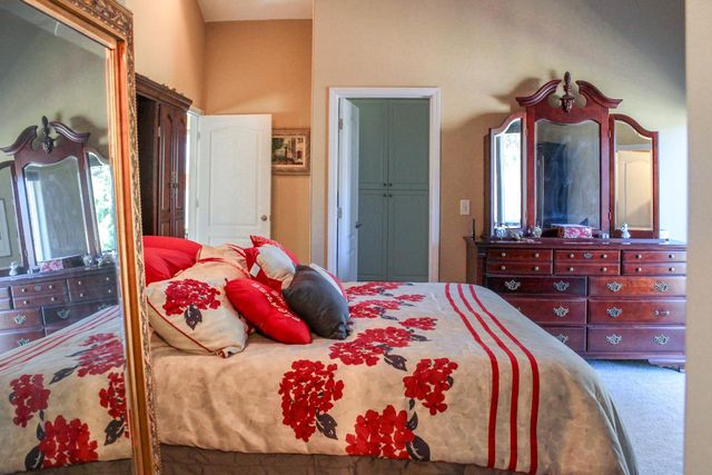 40513 Road 222, Bass Lake, CA 93604