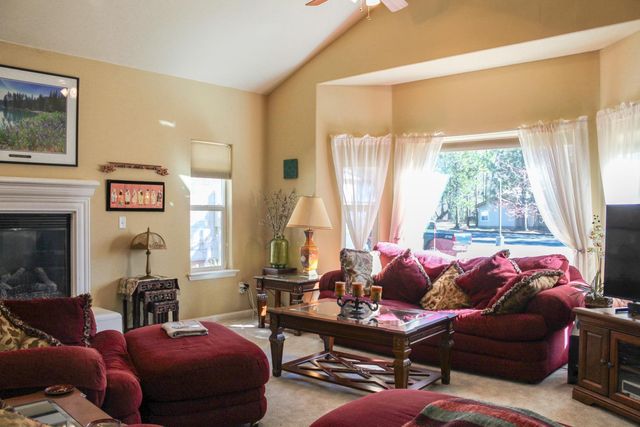 40513 Road 222, Bass Lake, CA 93604