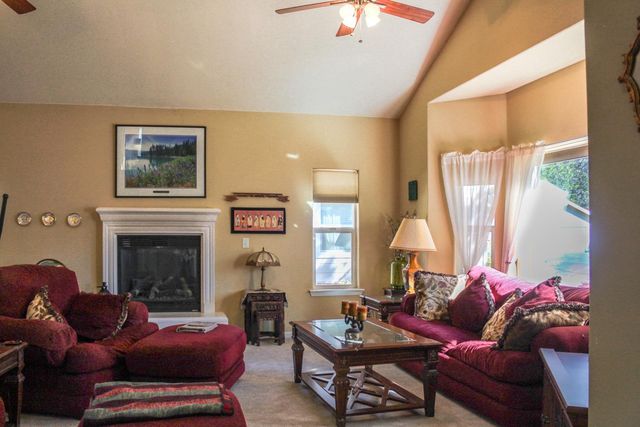 40513 Road 222, Bass Lake, CA 93604