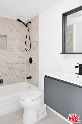 1610 S Beverly Glen Boulevard 10, Los Angeles, CA 90024