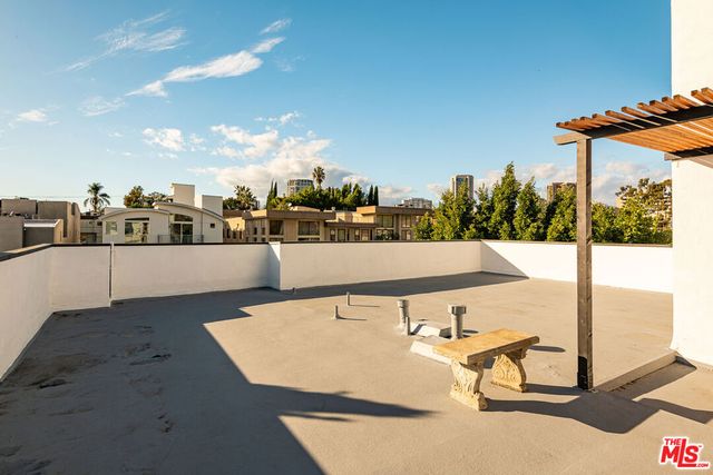1610 S Beverly Glen Boulevard 10, Los Angeles, CA 90024