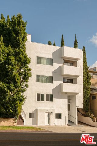 1610 S Beverly Glen Boulevard 10, Los Angeles, CA 90024