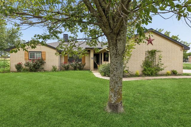 534 Conestoga Trail, Rhome, TX 76078