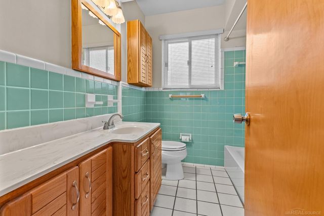 22516 Millenbach Street, St Clair Shores, MI 48081