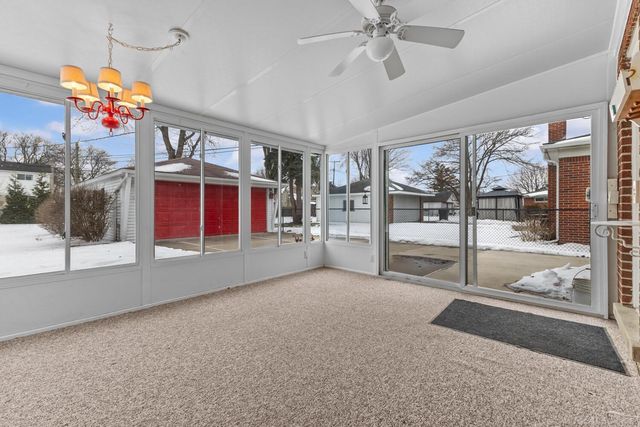 22516 Millenbach Street, St Clair Shores, MI 48081