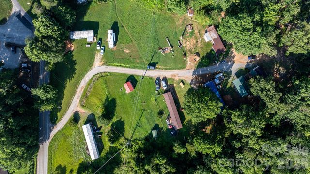 14 Calhoun Drive, Marion, NC 28752