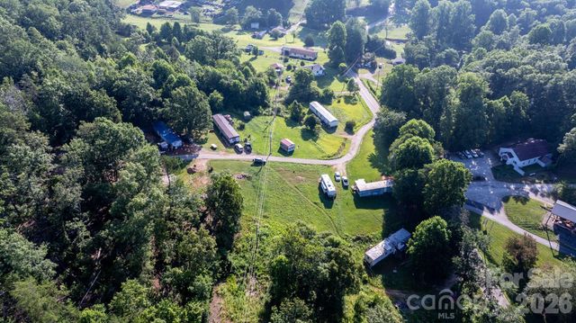 14 Calhoun Drive, Marion, NC 28752