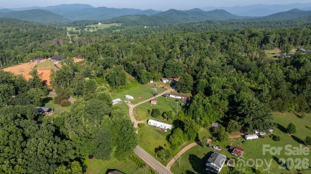 14 Calhoun Drive, Marion, NC 28752