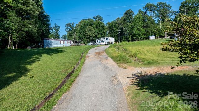 14 Calhoun Drive, Marion, NC 28752