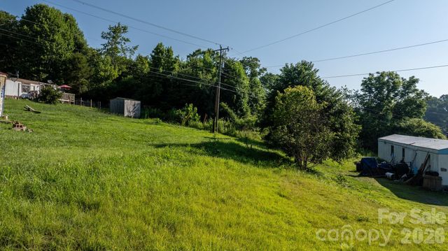 14 Calhoun Drive, Marion, NC 28752