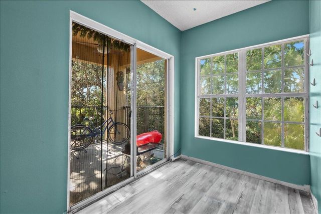 10360 Fox Trail Road S 1613, Royal Palm Beach, FL 33411