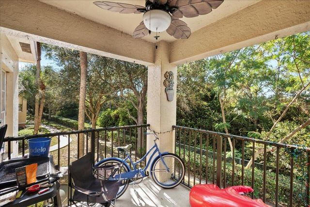10360 Fox Trail Road S 1613, Royal Palm Beach, FL 33411
