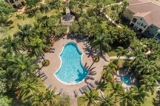 10360 Fox Trail Road S 1613, Royal Palm Beach, FL 33411