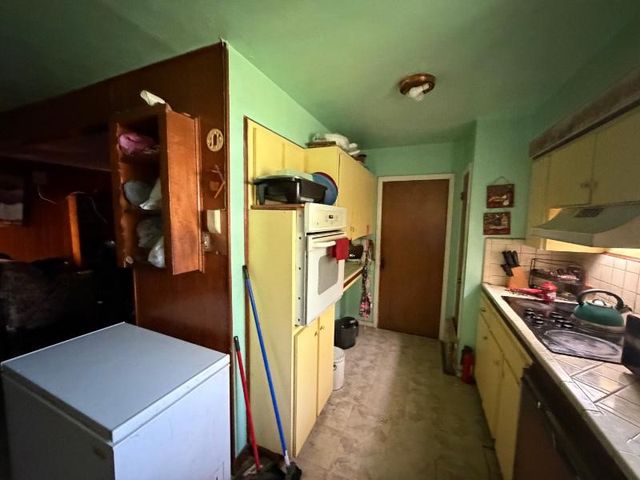 5916 Shady Crest Trail, Dallas, TX 75241