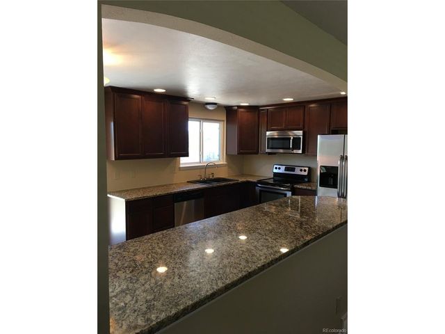 13198 Mercury Dr, Lone Tree, CO 80124