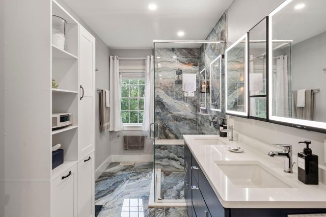 36 Bent Bluff Lane, Yarmouth Port, MA 02675