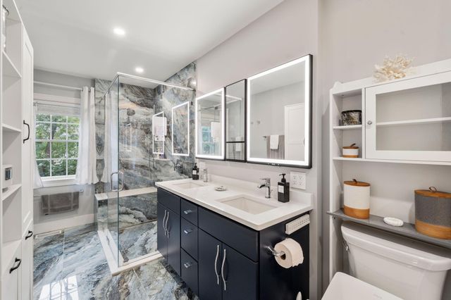 36 Bent Bluff Lane, Yarmouth Port, MA 02675