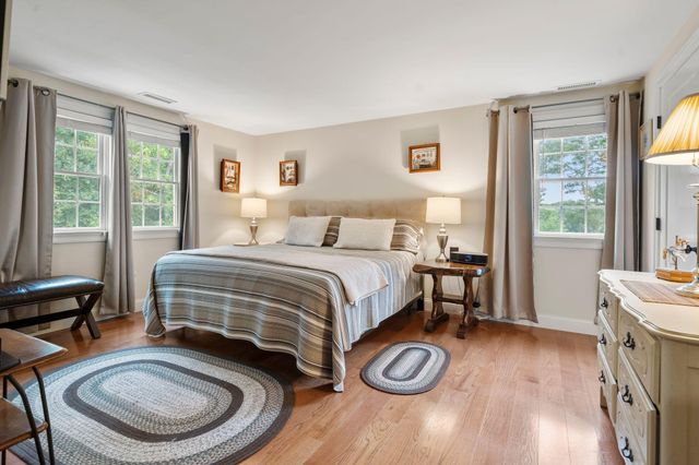 36 Bent Bluff Lane, Yarmouth Port, MA 02675