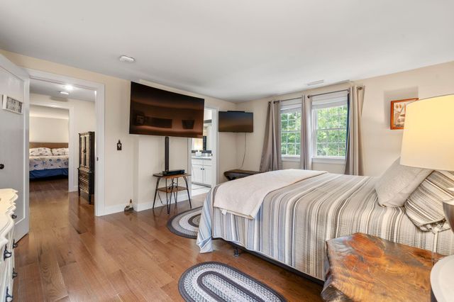 36 Bent Bluff Lane, Yarmouth Port, MA 02675